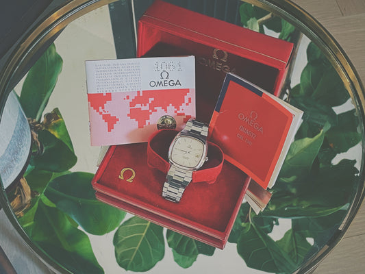 The added value of a "full set" (watch + box + papers + ...)