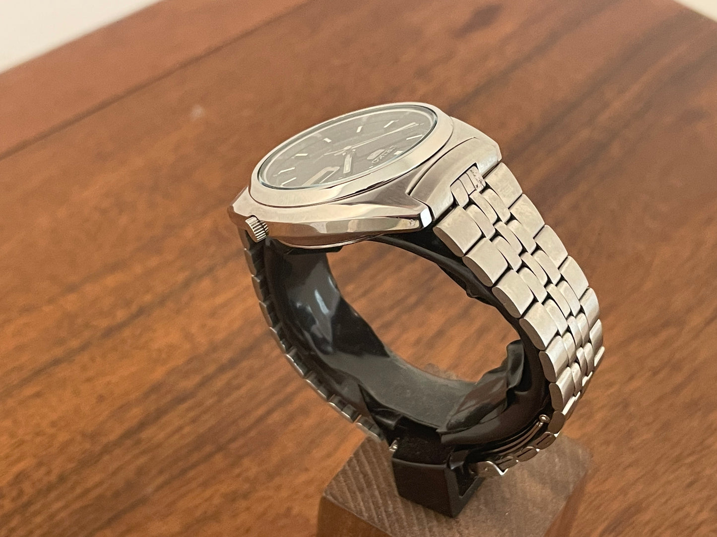 (1985) Seiko 5 Automatic 7009-8331 with dark blue dial (serviced)
