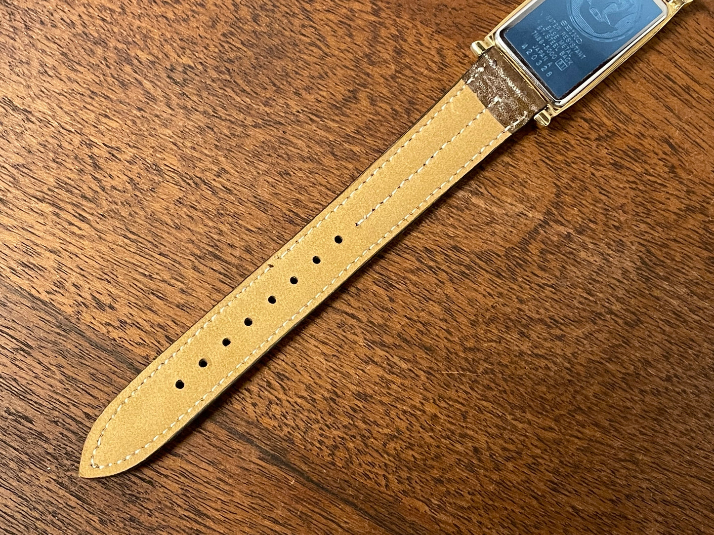 (1994) Seiko 7N89-5000 Age of Discovery "Tank" dress watch - white dial w/ Roman numerals (NOS)
