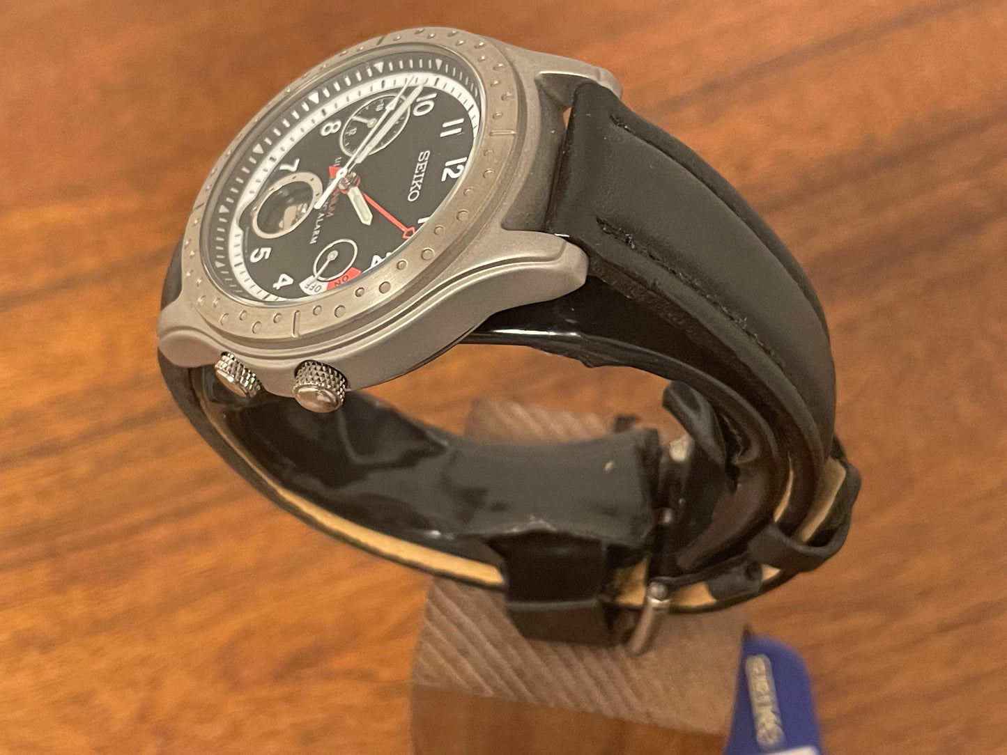 (1997) Seiko 8V36-0010 Titanium Ultrasonic Alarm - black dial (NOS)