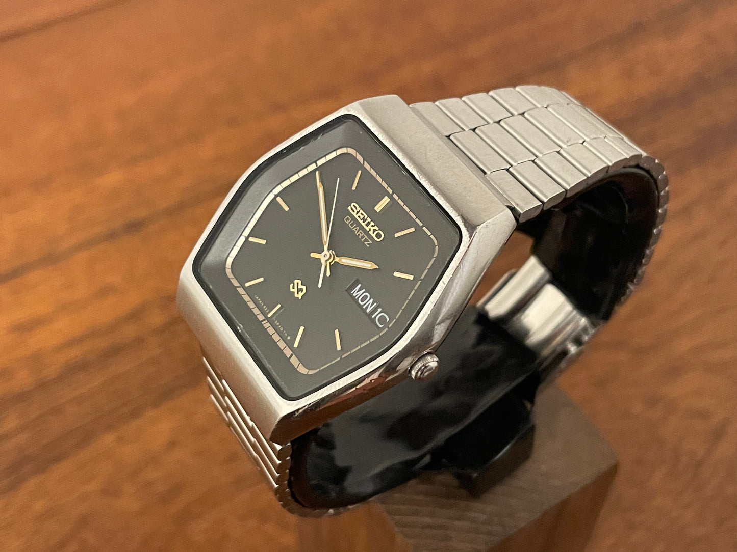 (1980) Seiko 8223-5040 SQ hexagon case (serviced)
