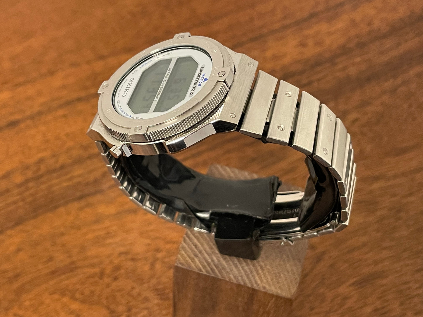 (1983) Seiko A829-6050 "Astronaut" Sports 100 Alarm Chronograph - LCD/digital (serviced)