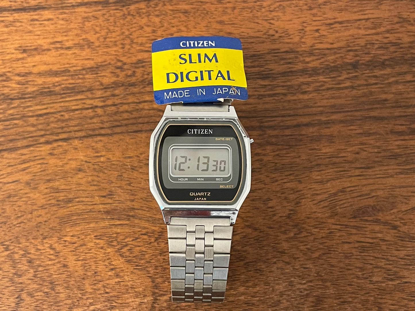 (1985) Citizen P040-311043 KA "Slim Digital" - LCD display (NOS)