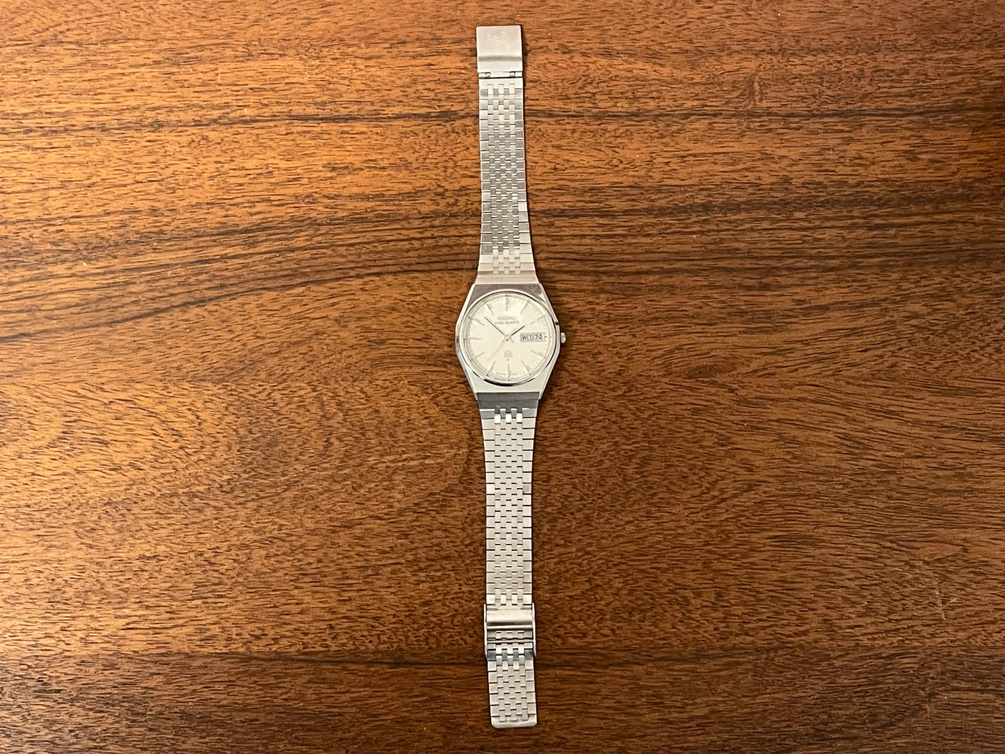 (1979) Seiko King Quartz 9923-7000 with silver dial - Twin Quartz movement (serviced)