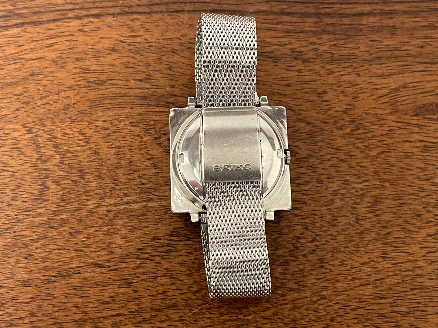 (1970) Seiko 5 Automatic 6119-5400 "TV" dial, square case with brown dial (serviced)