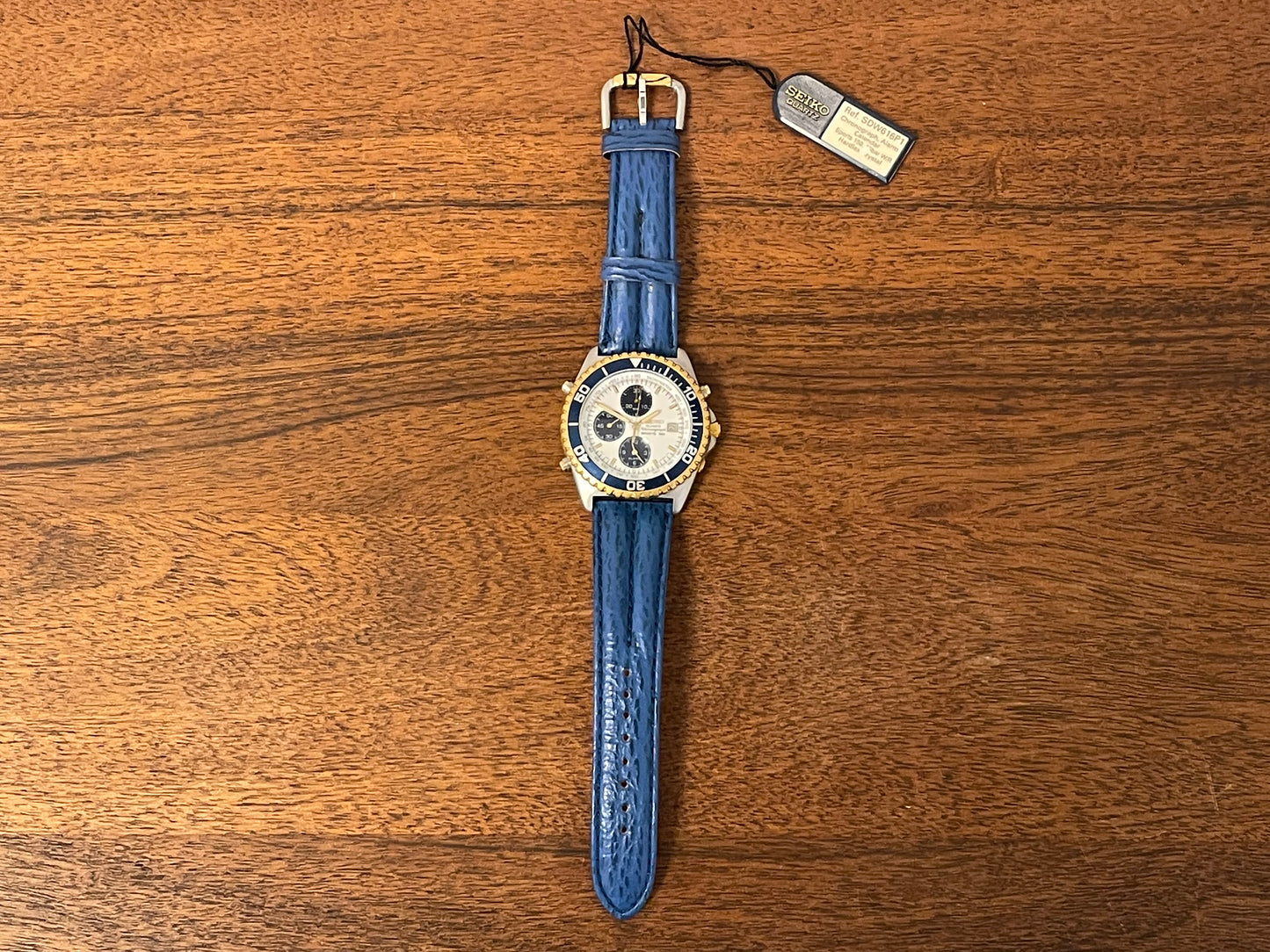 (1994) Seiko 7T32-7020 Quartz chronograph Sports 150 - white dial w/ blue subdials (NOS)