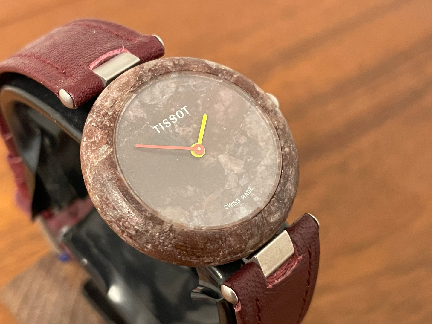 (1980s) Tissot RockWatch R150 burgundy granite - mid size model (NOS)