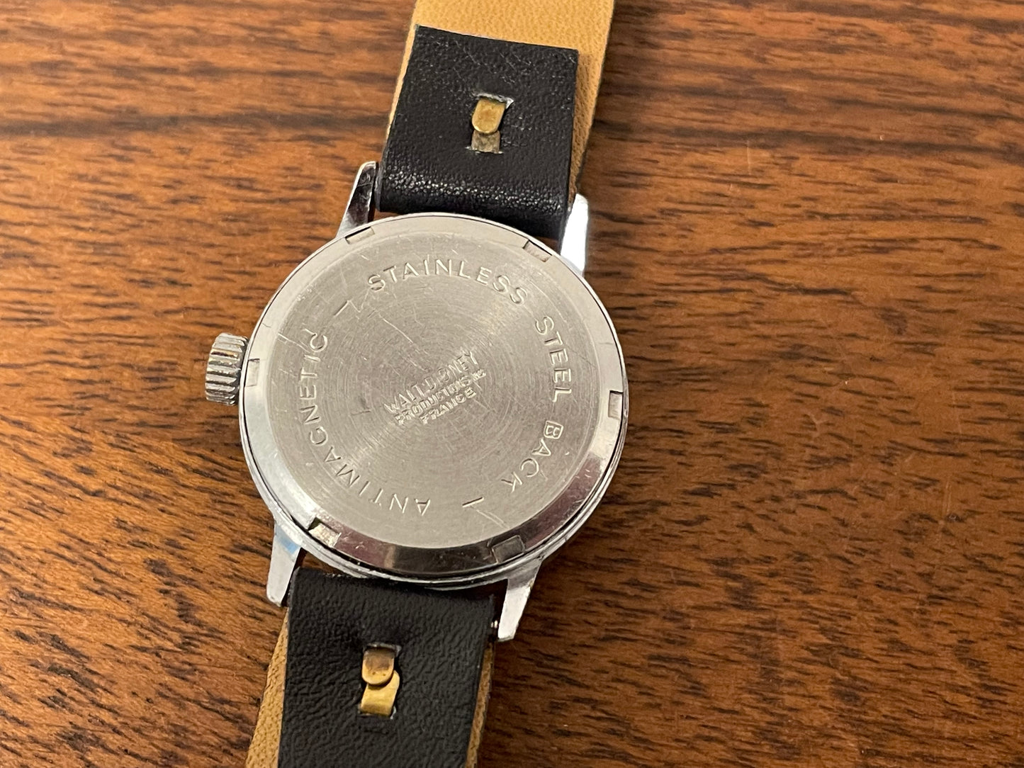 (1960s-1970s) Disneyland Mickey Mouse manual wind watch by Walt Disney - small size (serviced)