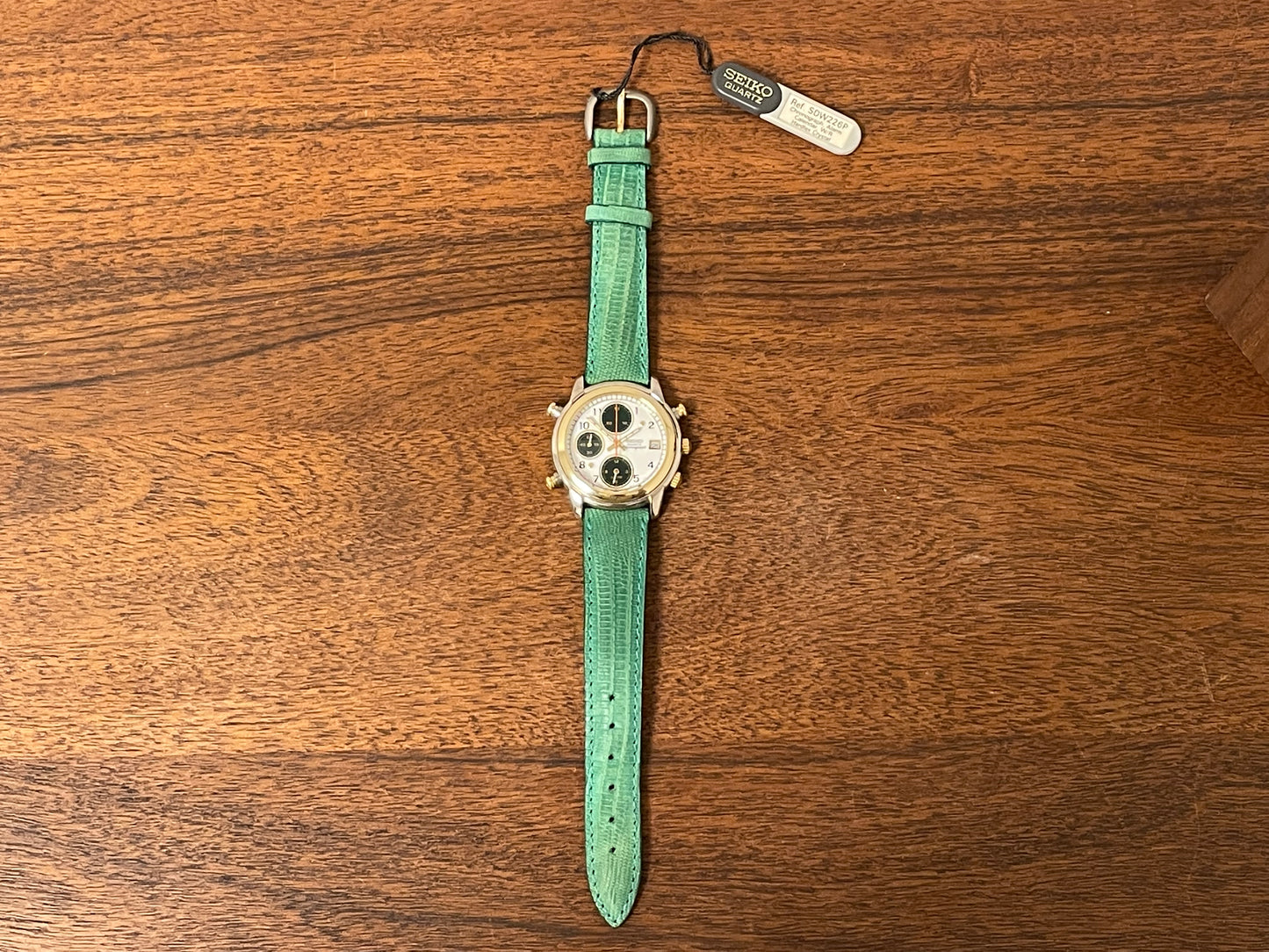 (1992) Seiko 7T32-6D40 Quartz big pusher chronograph - bi-color case - white dial w/ green subdials (NOS)