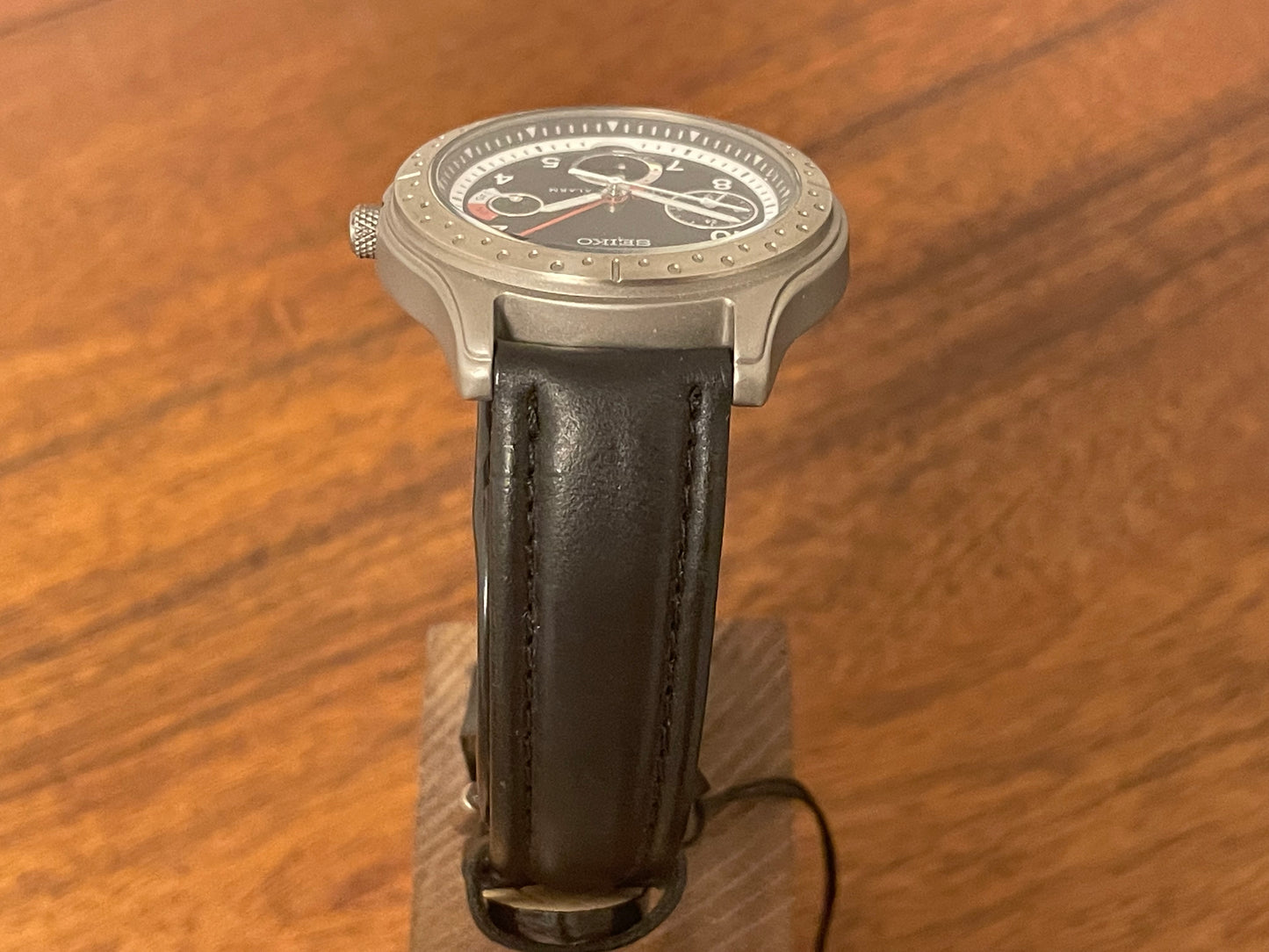 (1997) Seiko 8V36-0010 Titanium Ultrasonic Alarm - black dial (NOS)