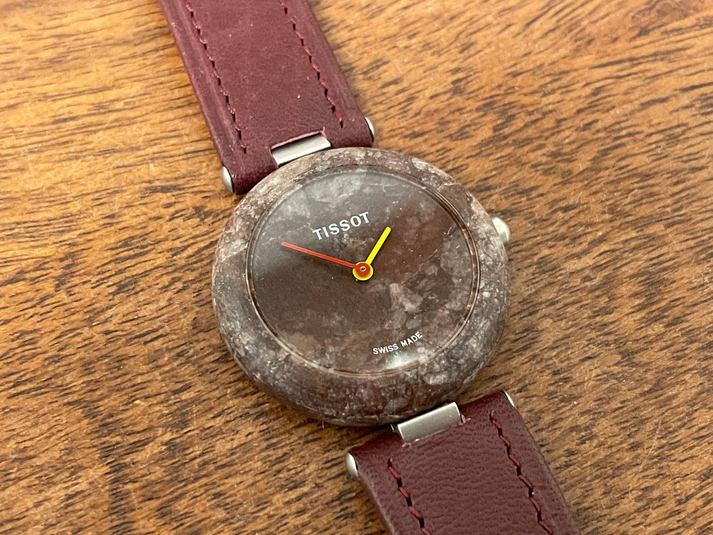 (1980s) Tissot RockWatch R150 burgundy granite - mid size model (NOS)