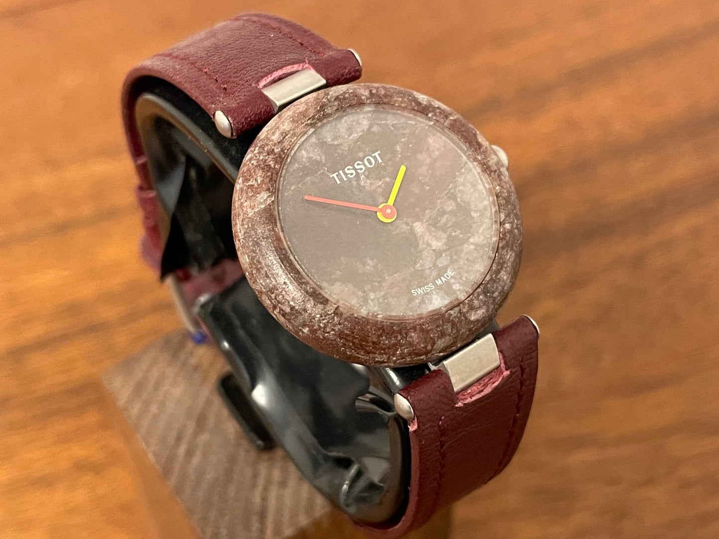 (1980s) Tissot RockWatch R150 burgundy granite - mid size model (NOS)