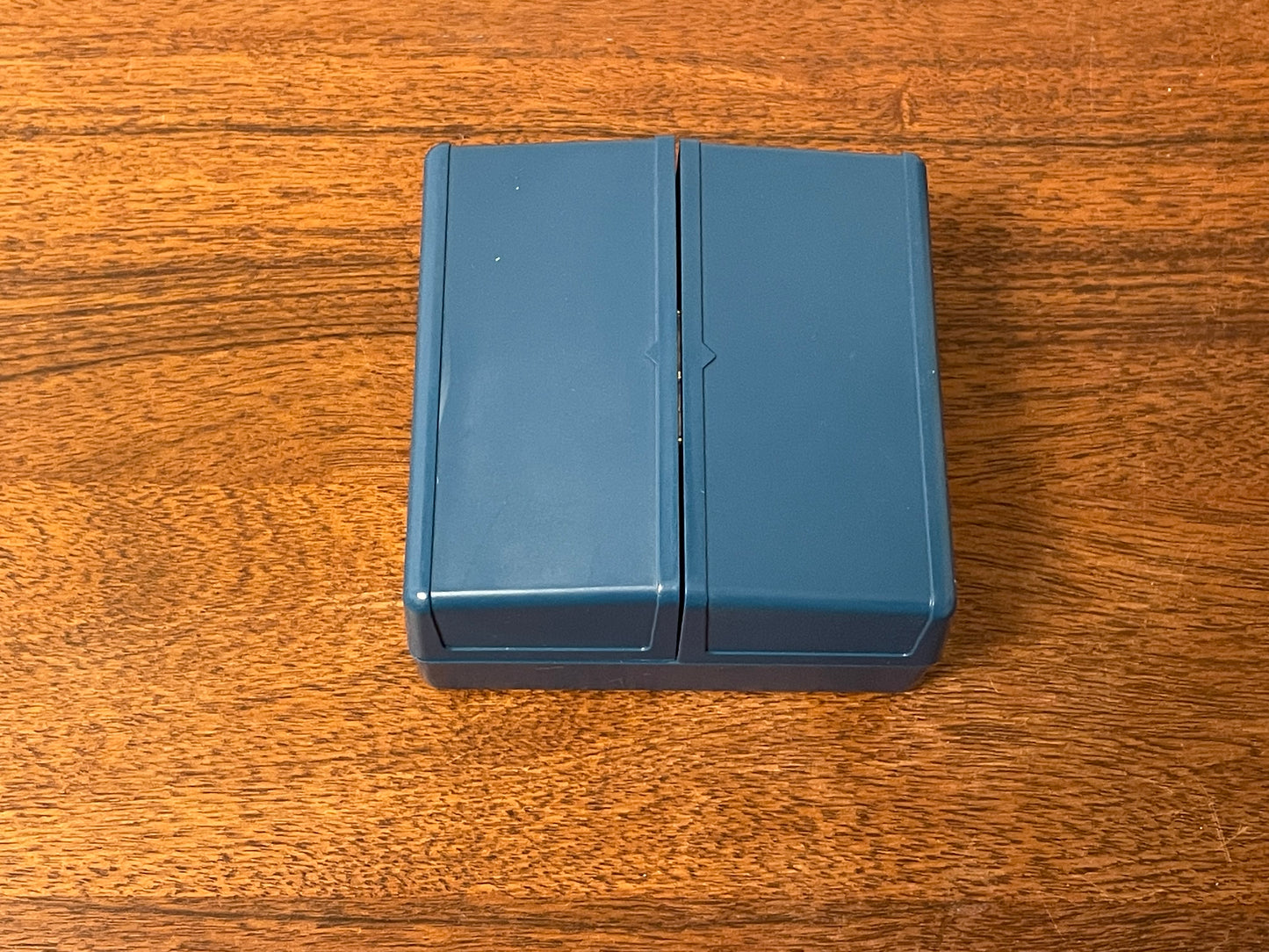 (1998) Pulsar V254-0080 dress watch – white dial w/ Roman numerals, 24h subdial & small seconds (NOS)