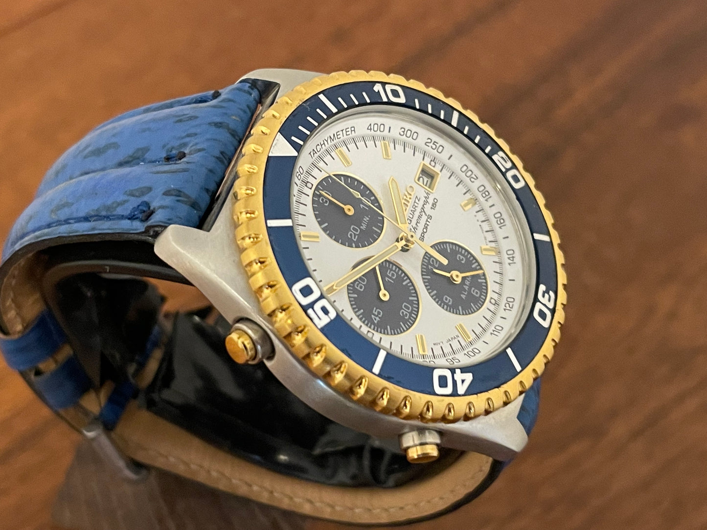 (1994) Seiko 7T32-7020 Quartz chronograph Sports 150 - white dial w/ blue subdials (NOS)
