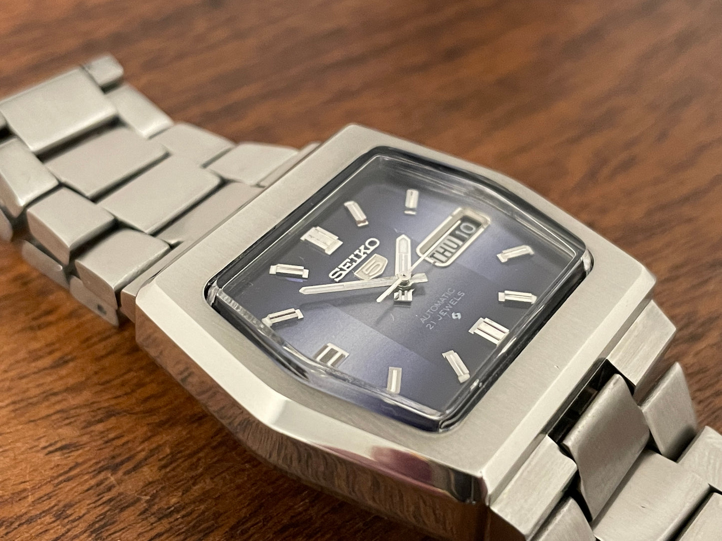 (1976) Seiko 5 Automatic 6119-5460 hexagon case - blue dial (serviced)