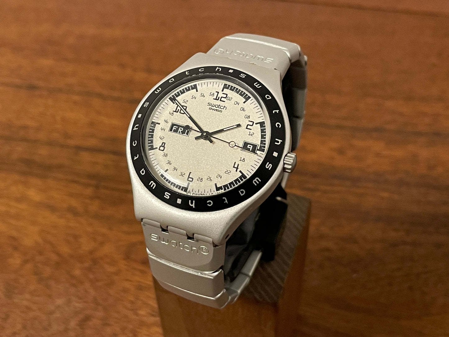 (1998) Swatch YGS7003A Irony Big "Hijacker"