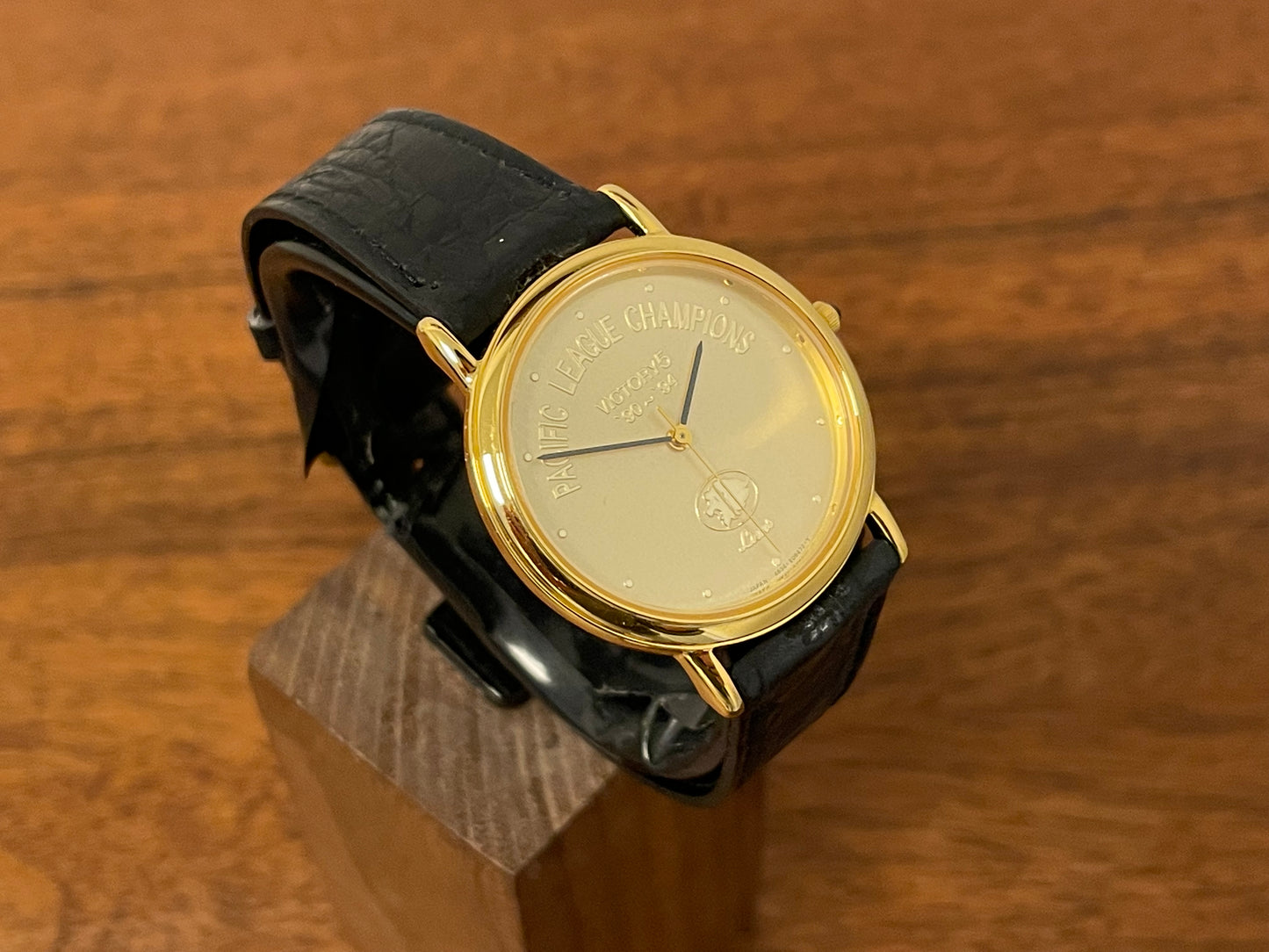 (1994) Citizen 98-5671 dress watch - Pacific League Champions Victory 5 '90-'94 Lions (NOS)