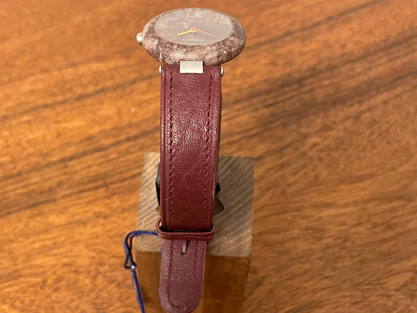 (1980s) Tissot RockWatch R150 burgundy granite - mid size model (NOS)