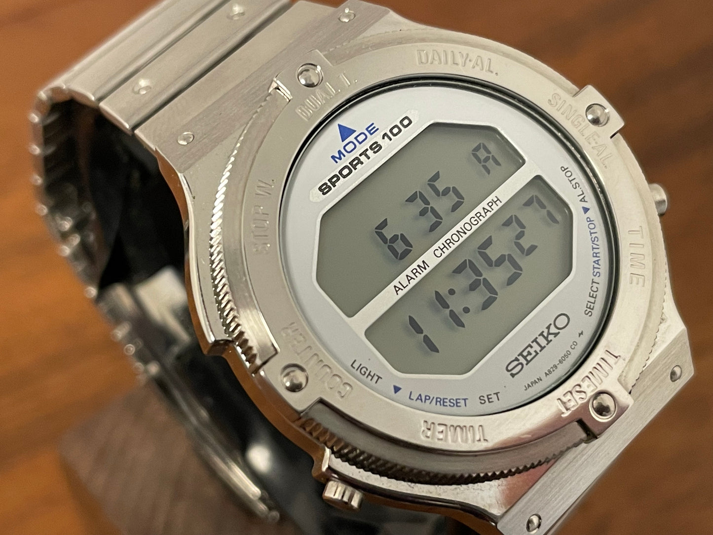 (1983) Seiko A829-6050 "Astronaut" Sports 100 Alarm Chronograph - LCD/digital (serviced)