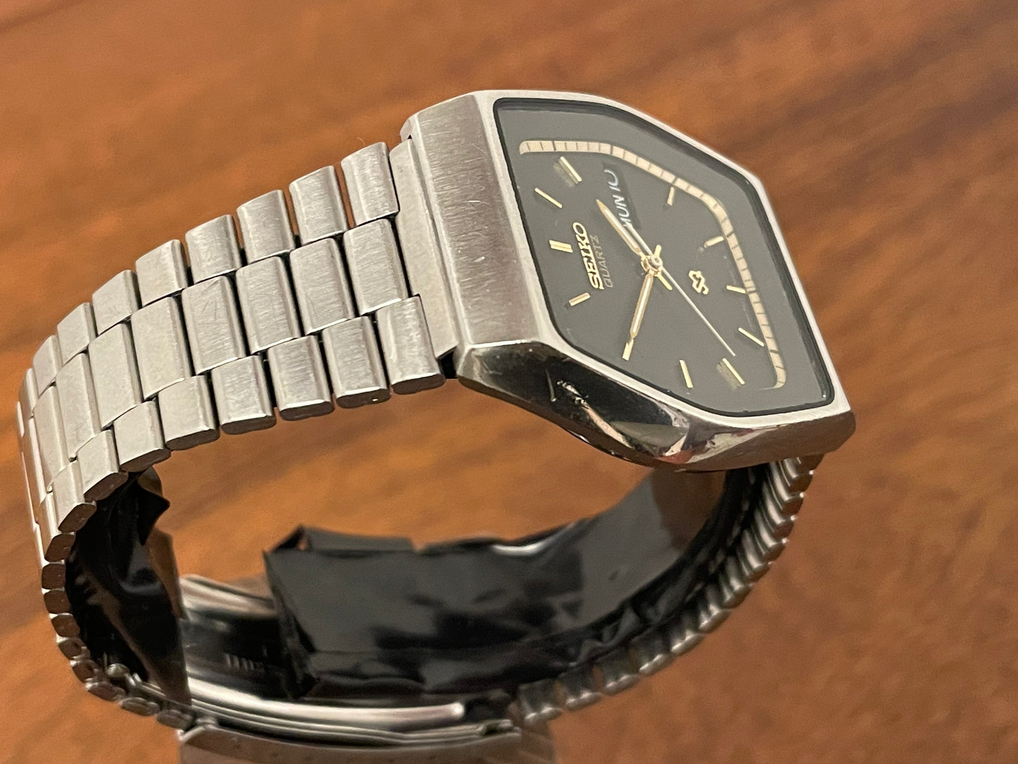 (1980) Seiko 8223-5040 SQ hexagon case (serviced)
