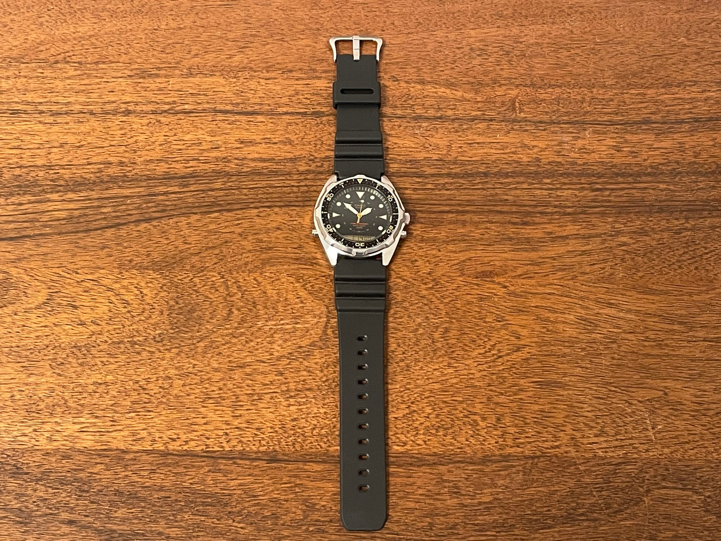 (1980s) Casio AMW-320C "Arnie" digital/analog alarm/chronograph diver (serviced)