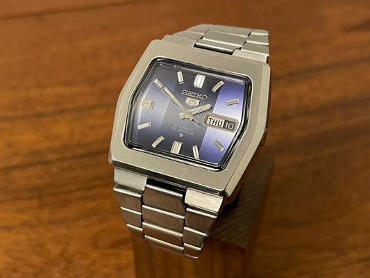 1976) Seiko 5 Automatic 6119-5460 hexagon case front view