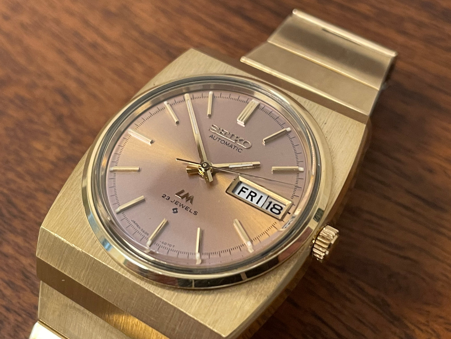 (1974) Seiko LM "Lord Matic" 5606-6020 - Gold plated case & aubergine sunburst dial (mint + serviced)