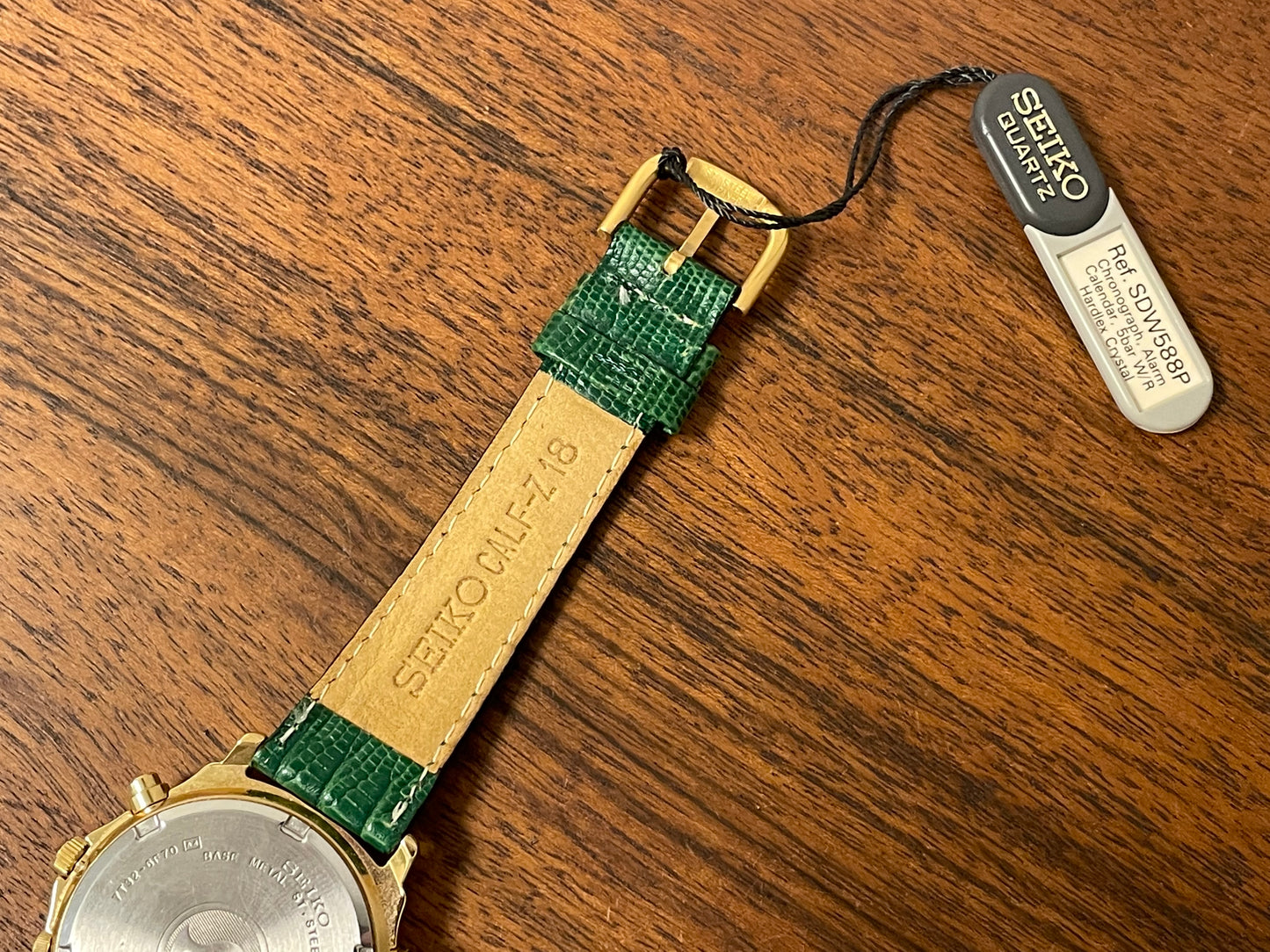 (1993) Seiko 7T32-6F70 Quartz chronograph - gold case, full lume dial w/ gold markers (NOS)