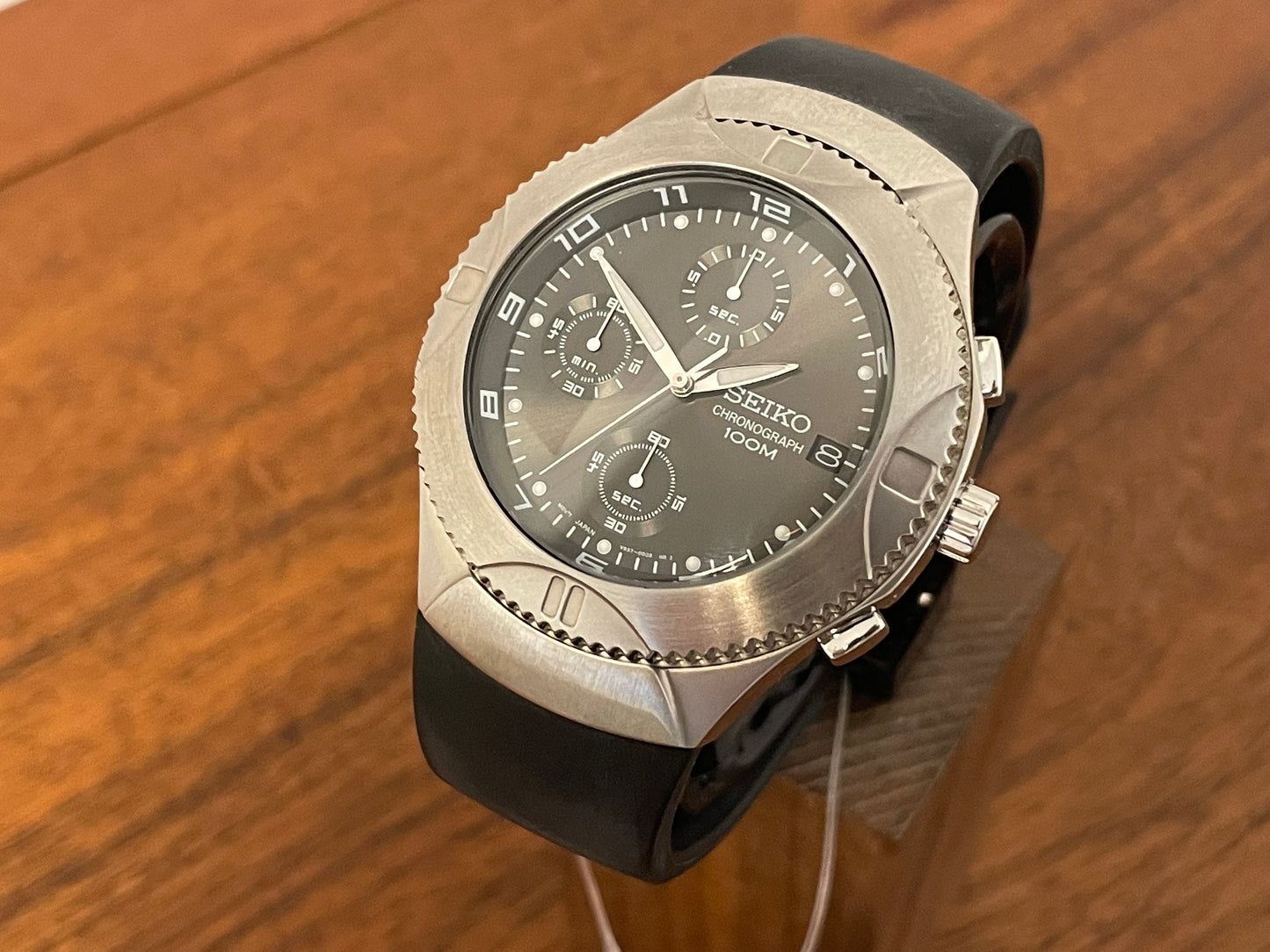 New old stock Seiko V657-0C90 Chronograph 100m from 2001