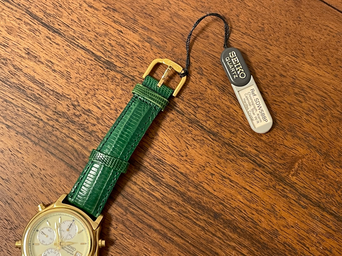 (1993) Seiko 7T32-6F70 Quartz chronograph - gold case, full lume dial w/ gold markers (NOS)