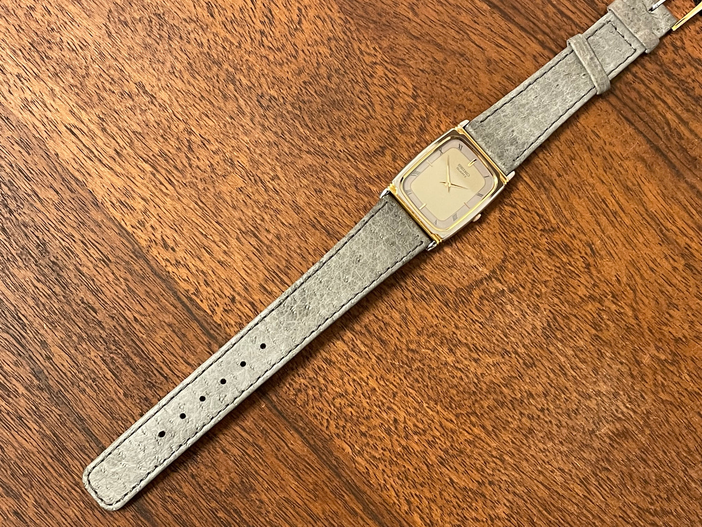 (1996) Seiko 5P30-5200 Quartz "Tank" dress watch - beige dial w/ Roman numerals (NOS)