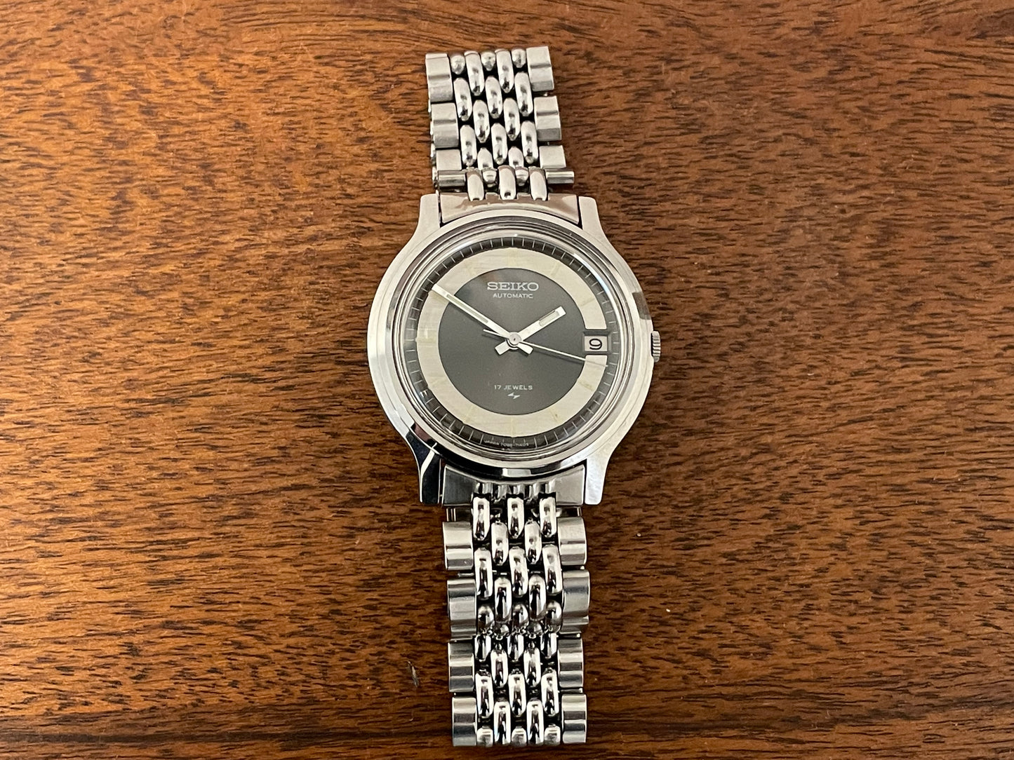 (1971) Seiko 7005-7110 "bullseye dial" automatic 17 jewels (serviced)