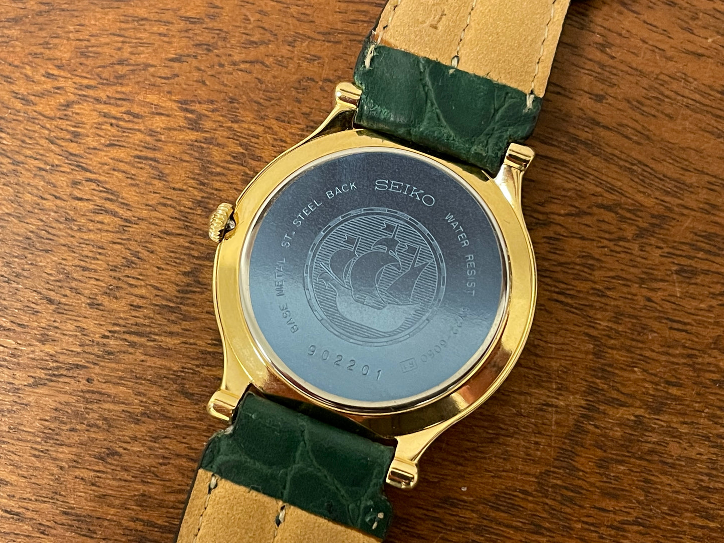 (1999) Seiko 5Y22-6050 Age of Discovery (AOD) dress watch - white dial w/ black Roman numerals (NOS)