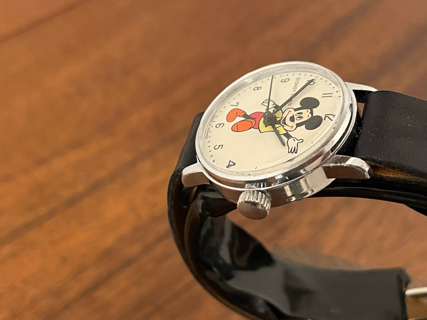 (1960s-1970s) Disneyland Mickey Mouse manual wind watch by Walt Disney - small size (serviced)
