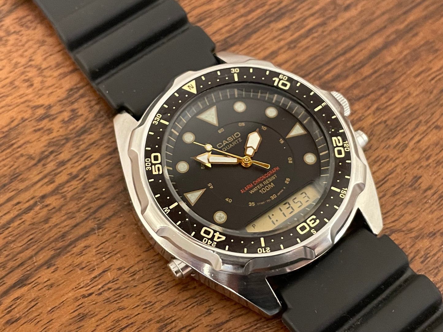(1980s) Casio AMW-320C "Arnie" digital/analog alarm/chronograph diver (serviced)