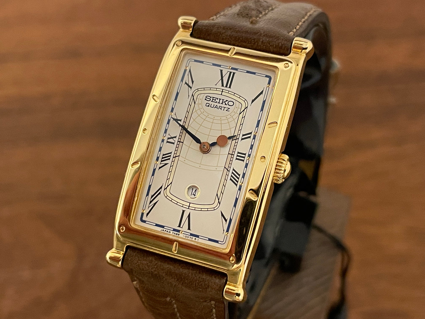 (1994) Seiko 7N89-5000 Age of Discovery "Tank" dress watch - white dial w/ Roman numerals (NOS)