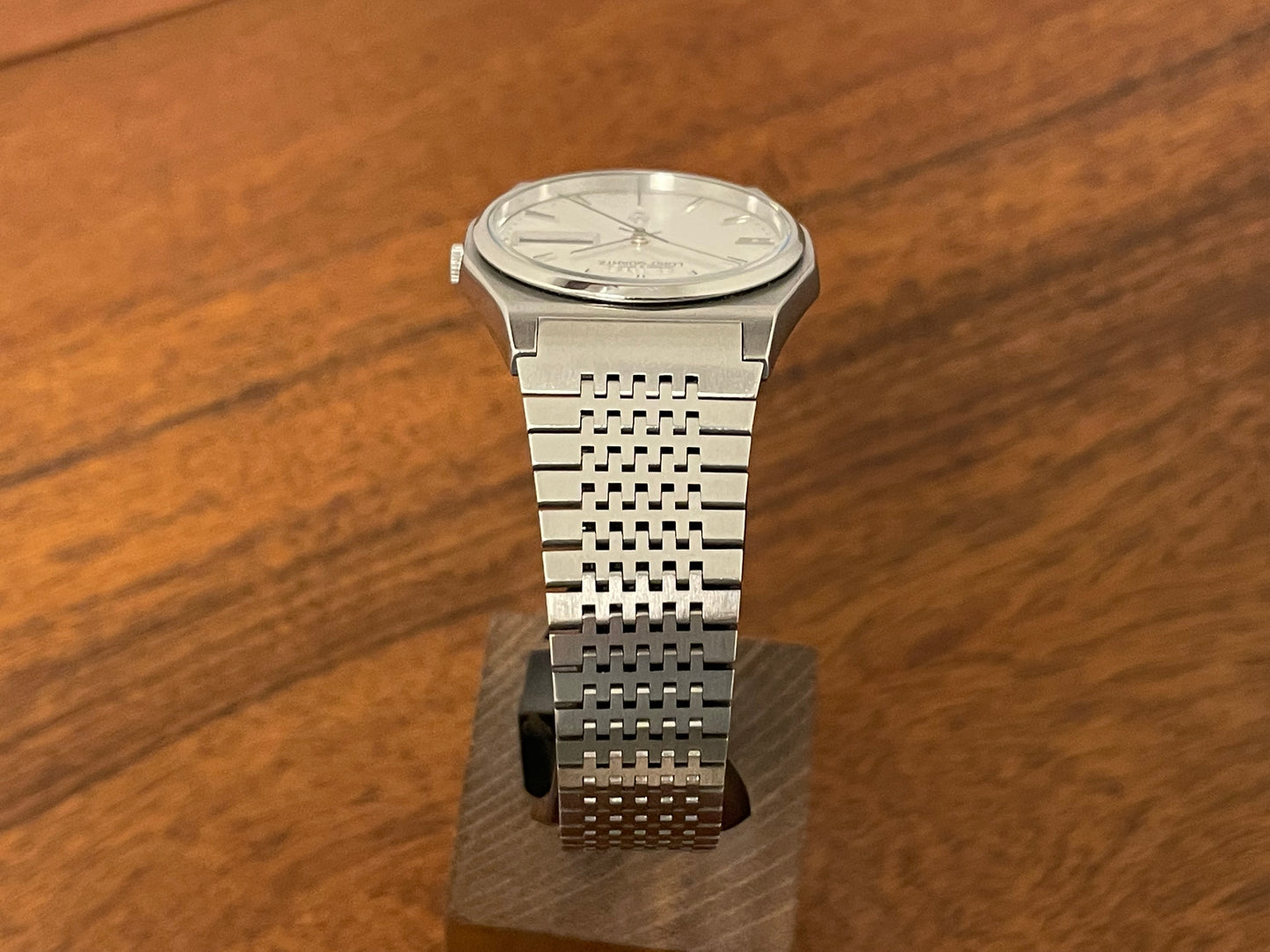 (1979) Seiko 7143-7020 Lord Quartz - silver linen dial (full service)