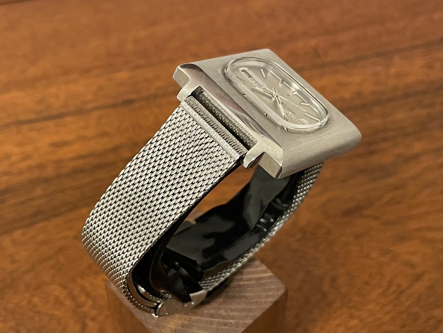 (1972) Seiko 5 Automatic 6119-5401 "TV" dial, square case with silver dial (full service)