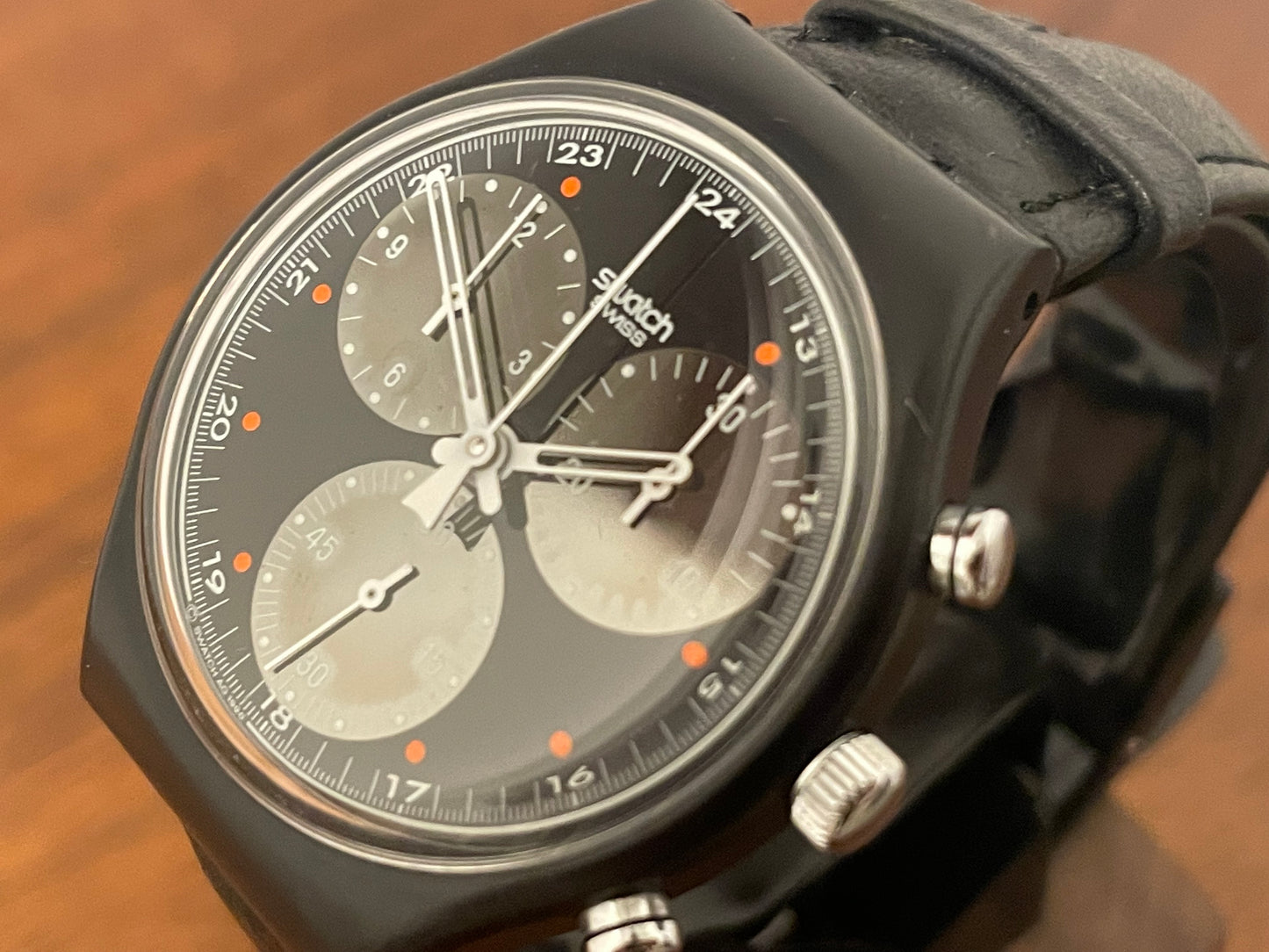 (1990) Swatch SCB106 Chrono "Wall Street" (NOS + full set)