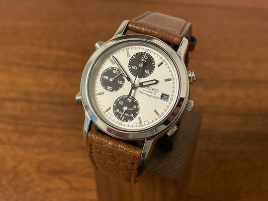 New old stock Seiko 7T32-6D80 Quartz chronograph - "Panda" from 1992