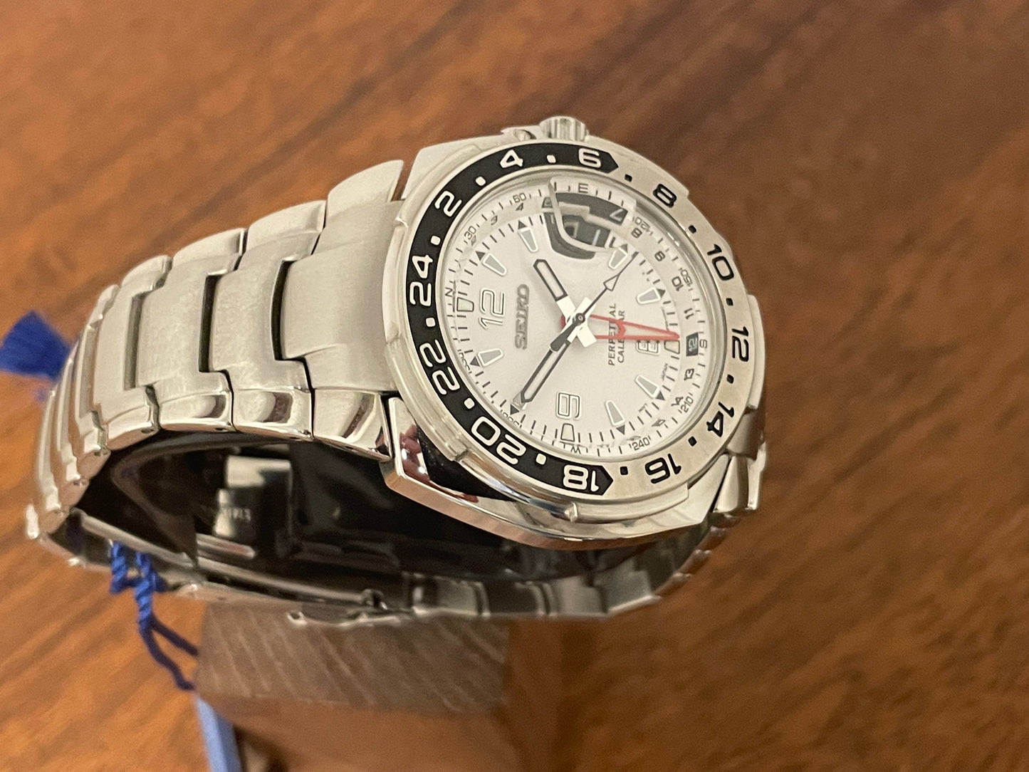 (1999) Seiko 8F56-0030 perpetual calendar GMT - white dial (NOS)