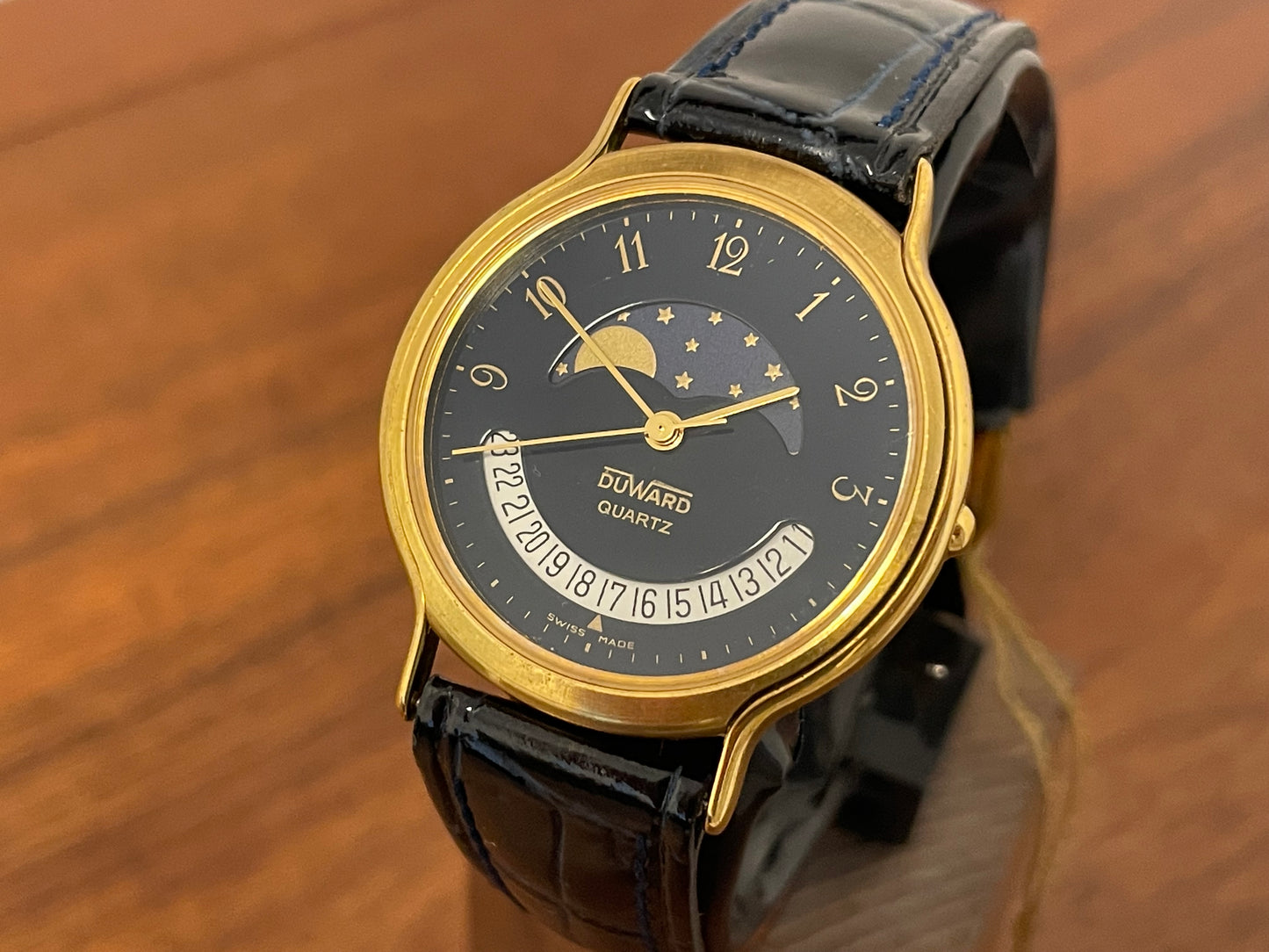 (1980s/1990s) Duward 66052 dress watch - dark blue dial w/ moon phase complication (NOS)