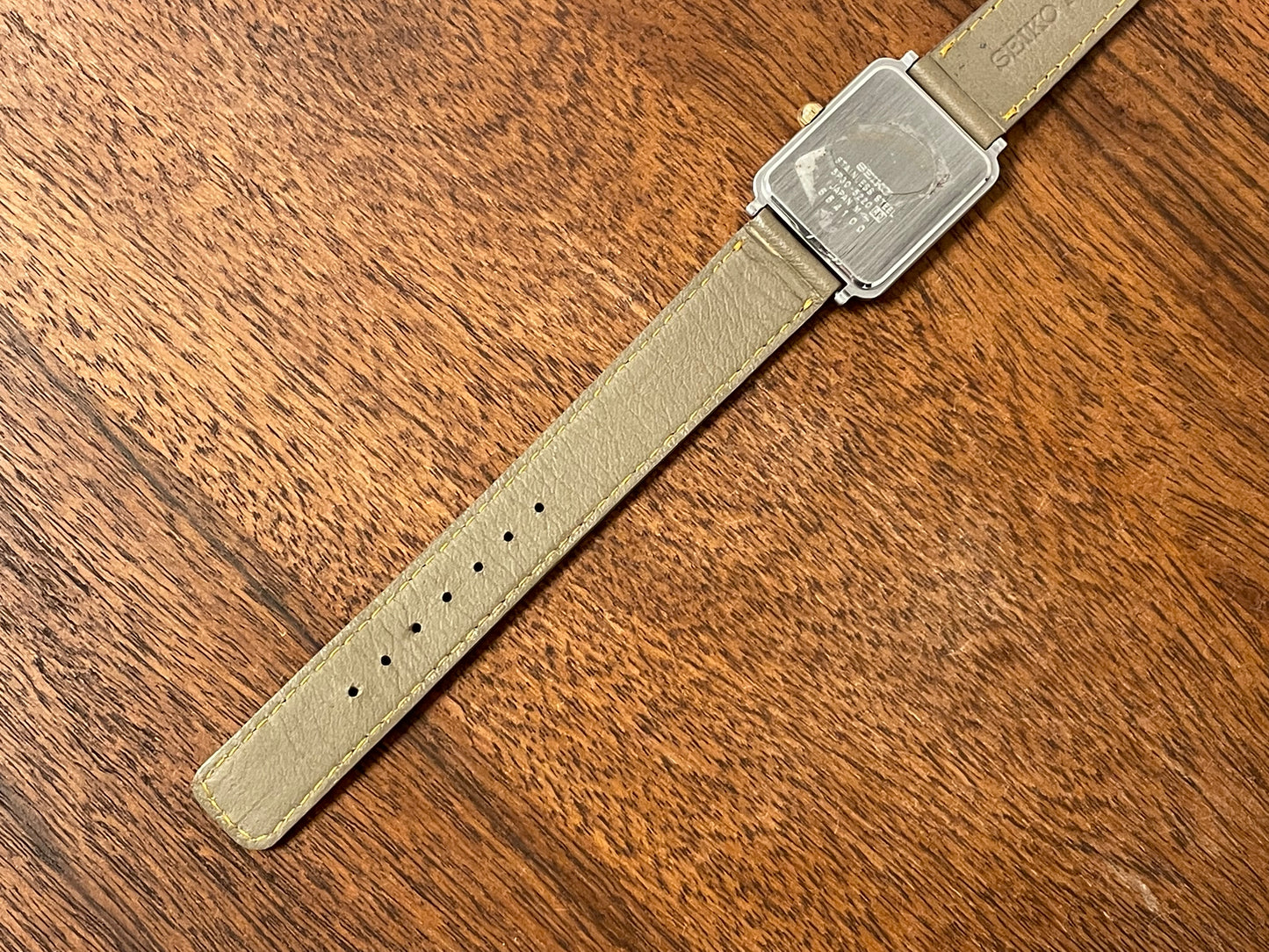 (1996) Seiko 5P30-5220 Quartz "Tank" dress watch - grey dial w/ gold square box (NOS)