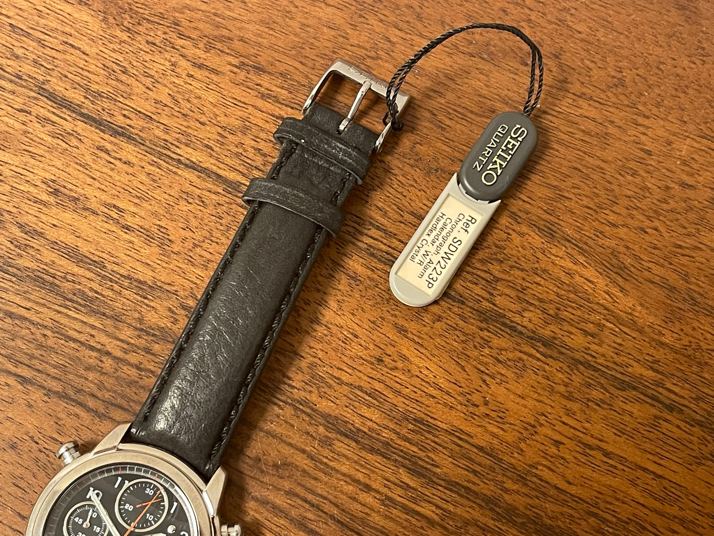 (1992) Seiko 7T32-6D4A Quartz big pusher chronograph - silver case - black dial w/ white Arabic numerals (NOS)