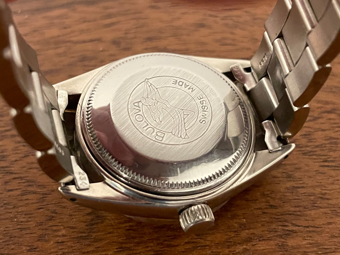 (1970s) Bulova Submariner, Superlative Chronometer Official Certified - small size (full service)