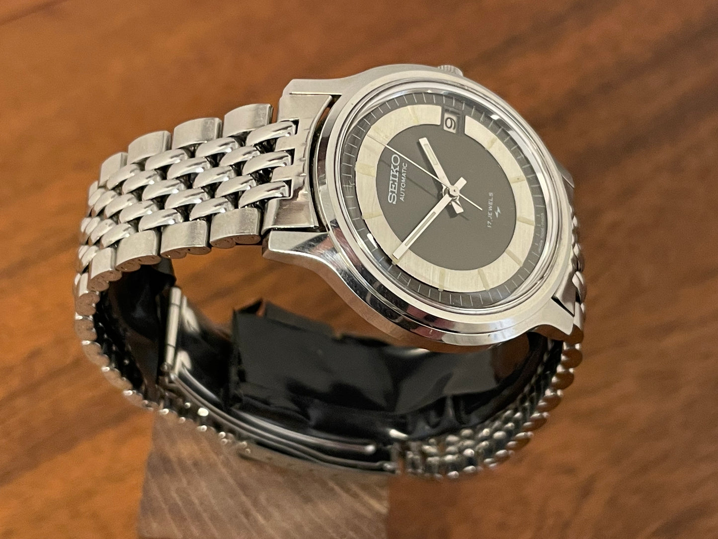 (1971) Seiko 7005-7110 "bullseye dial" automatic 17 jewels (serviced)
