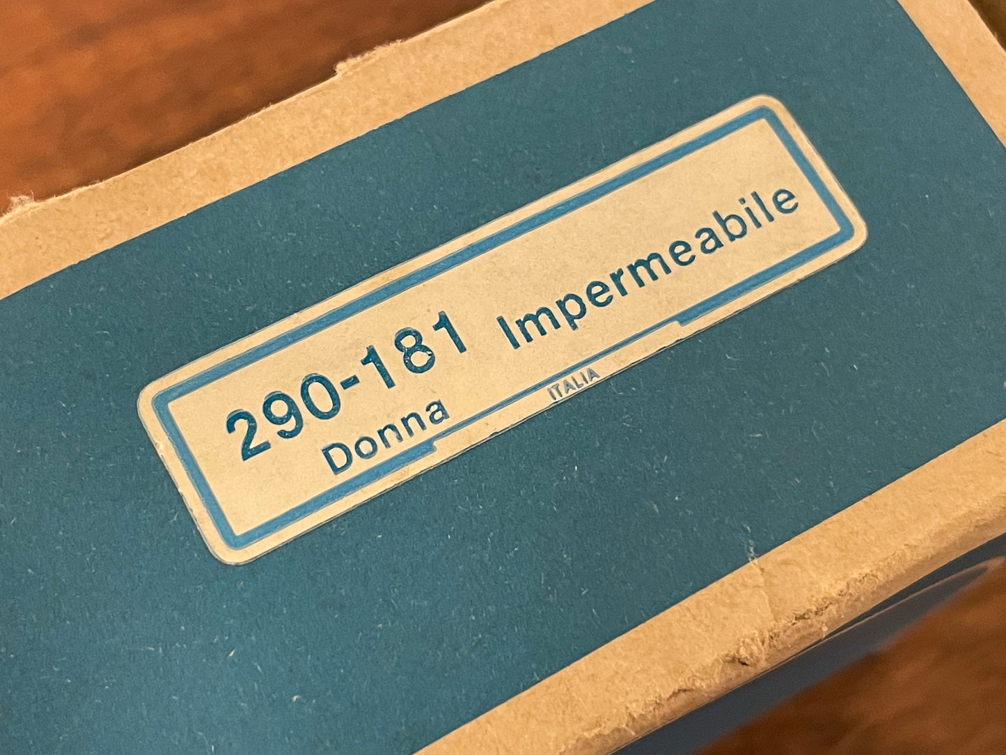 (1970s) Timex 290-181 UFO - orange plastic case - white dial w/ silver markers - small size (NOS + full set)