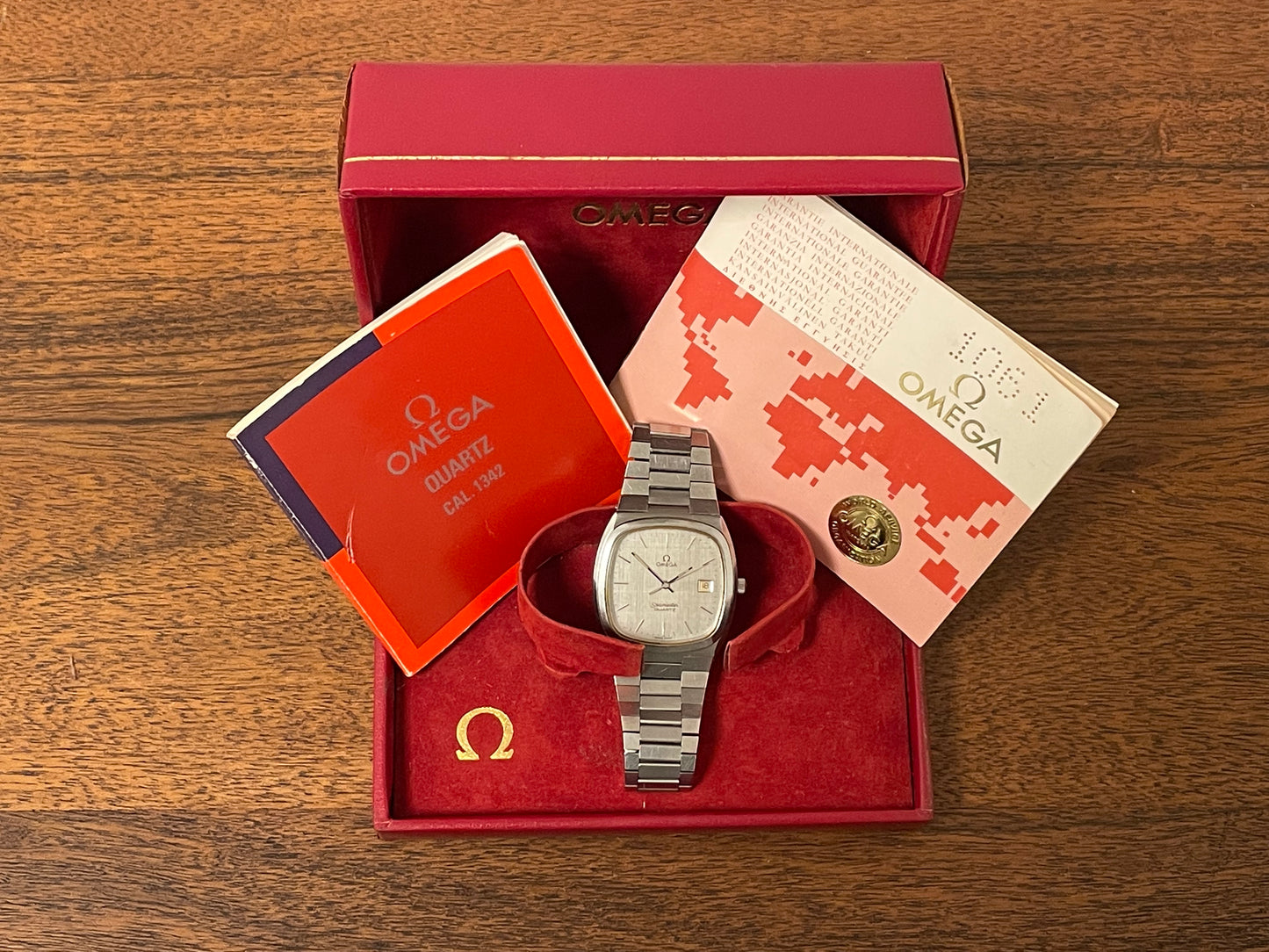 (1981) Omega Seamaster Quartz ST 396.0890 caliber 1342 (full set + serviced)