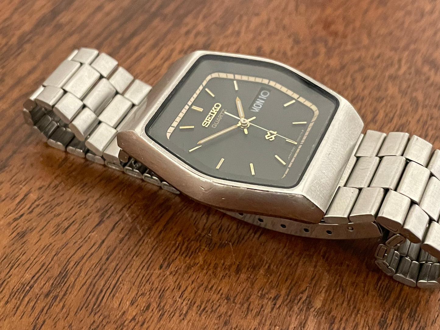 (1980) Seiko 8223-5040 SQ hexagon case (serviced)