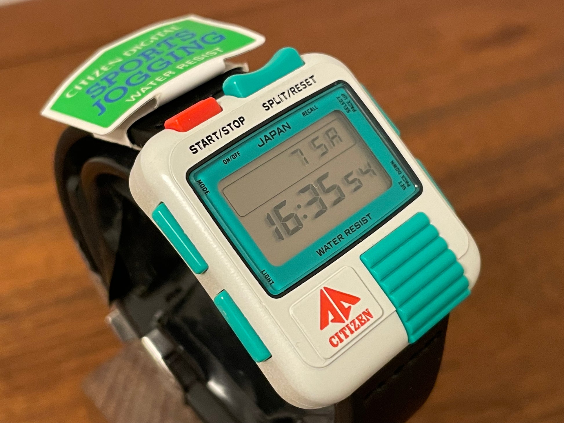 Product side view Citizen Sports Jogging D050 white/teal